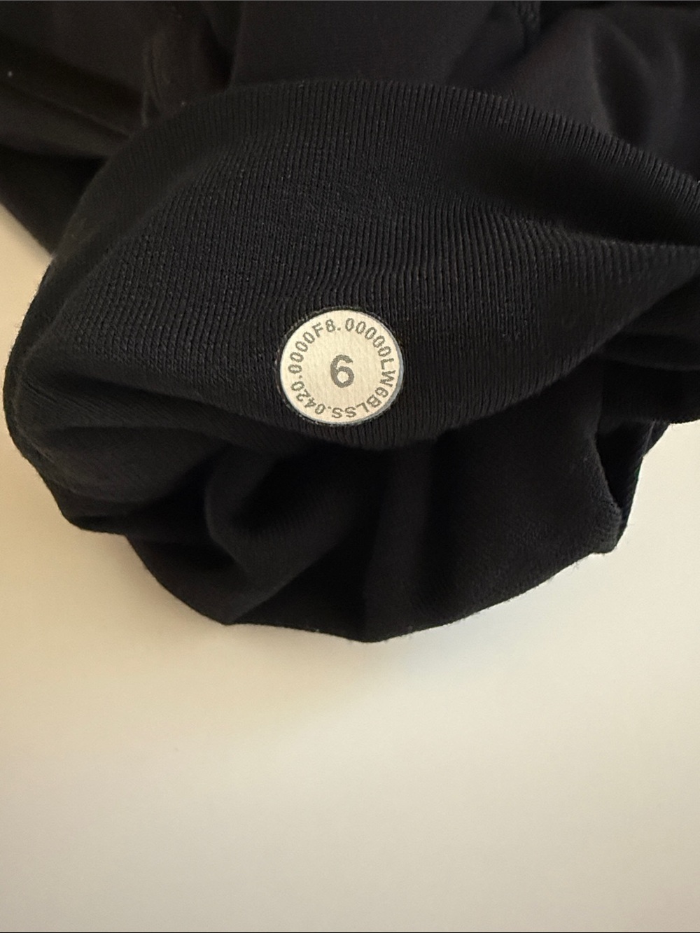 lululemon Align Black High-Rise Crop 23” Twist Waist/Ruched Ankle Sz 6 - Picture 6 of 11